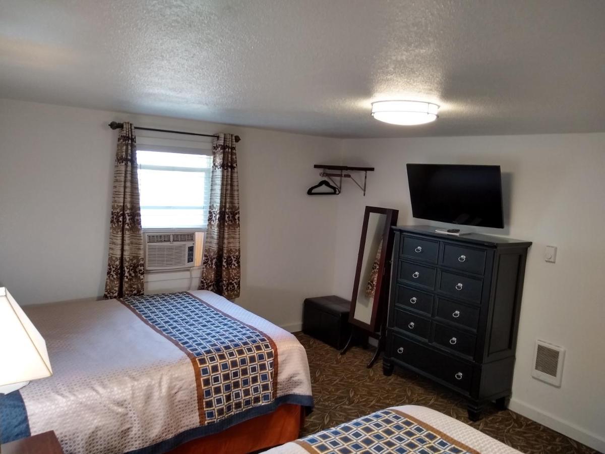 Holiday Motel Бенд Экстерьер фото