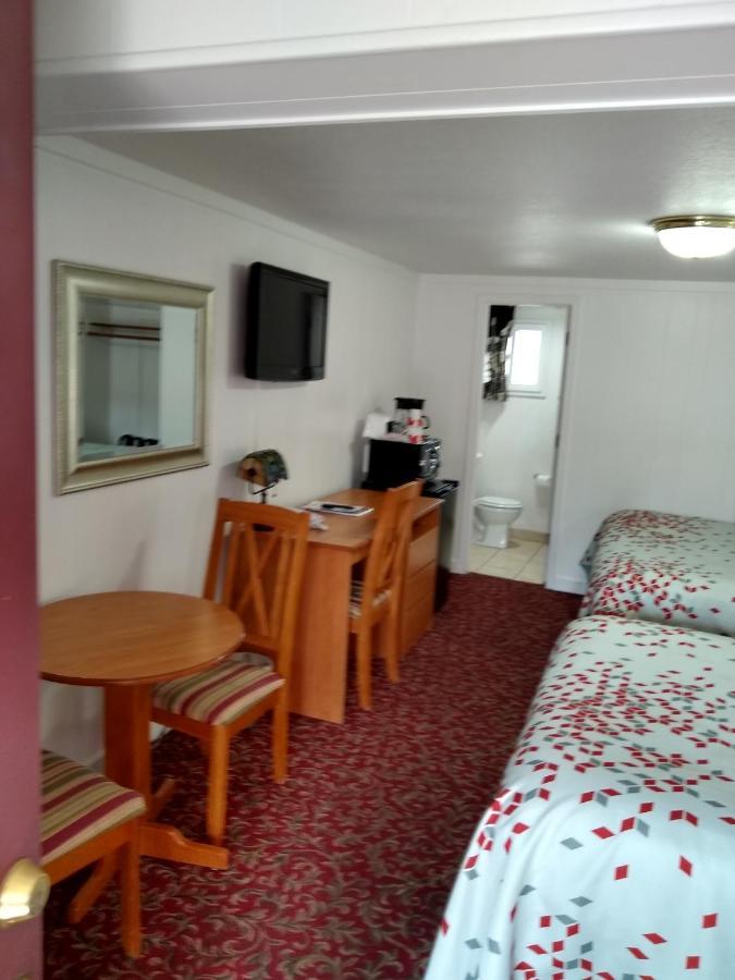 Holiday Motel Бенд Экстерьер фото