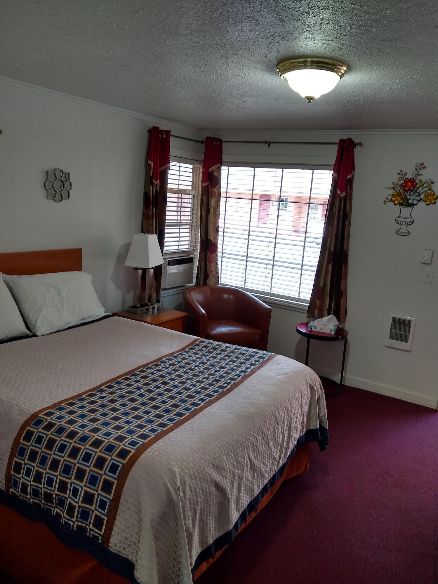 Holiday Motel Бенд Экстерьер фото