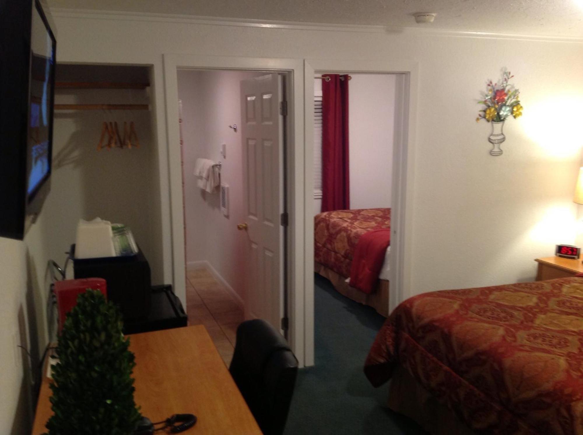 Holiday Motel Бенд Экстерьер фото