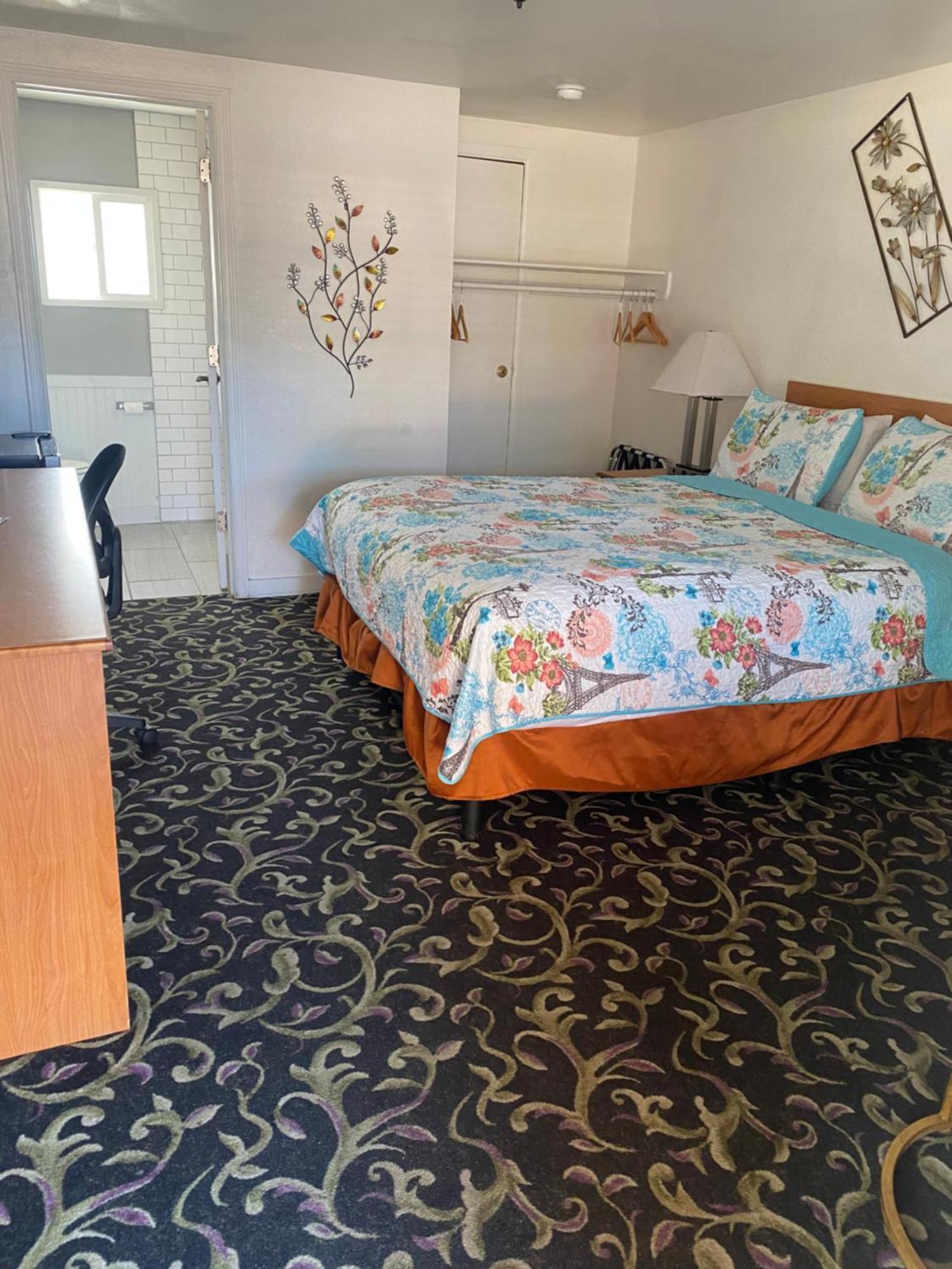 Holiday Motel Бенд Экстерьер фото