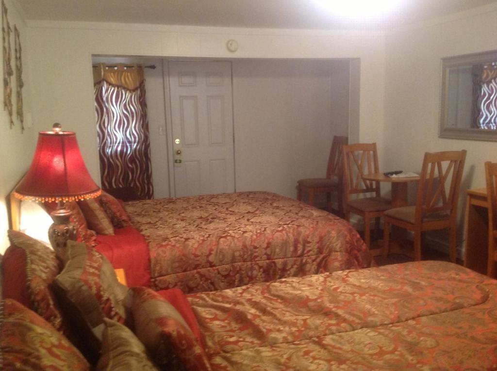 Holiday Motel Бенд Экстерьер фото